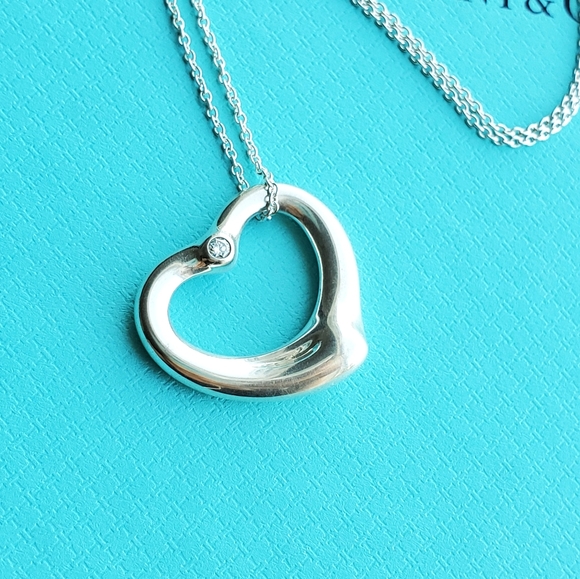 Diamond 22mm open heart pendant necklace - Picture 4 of 9